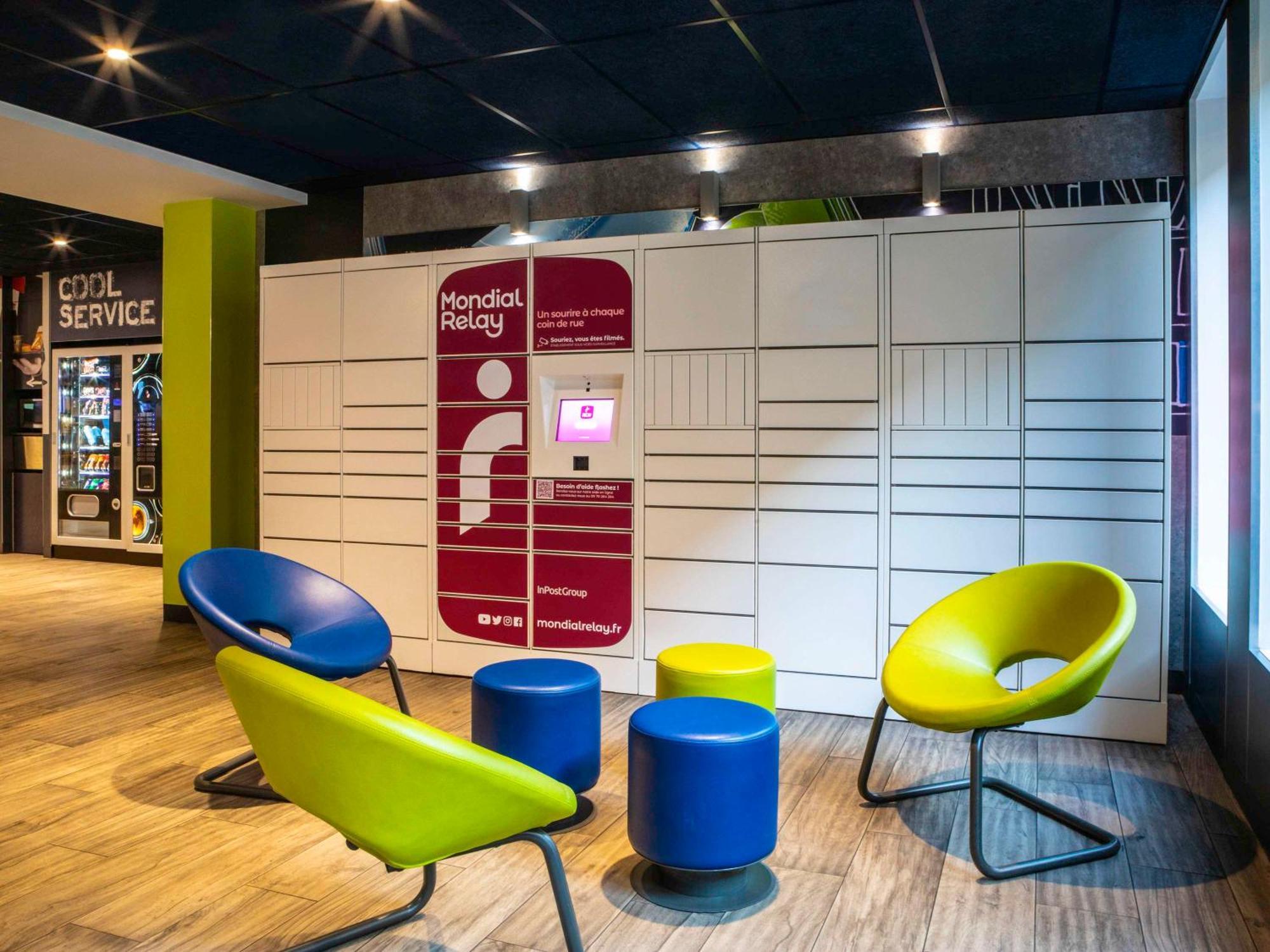 Ibis Budget Paris Clichy Mairie מראה חיצוני תמונה