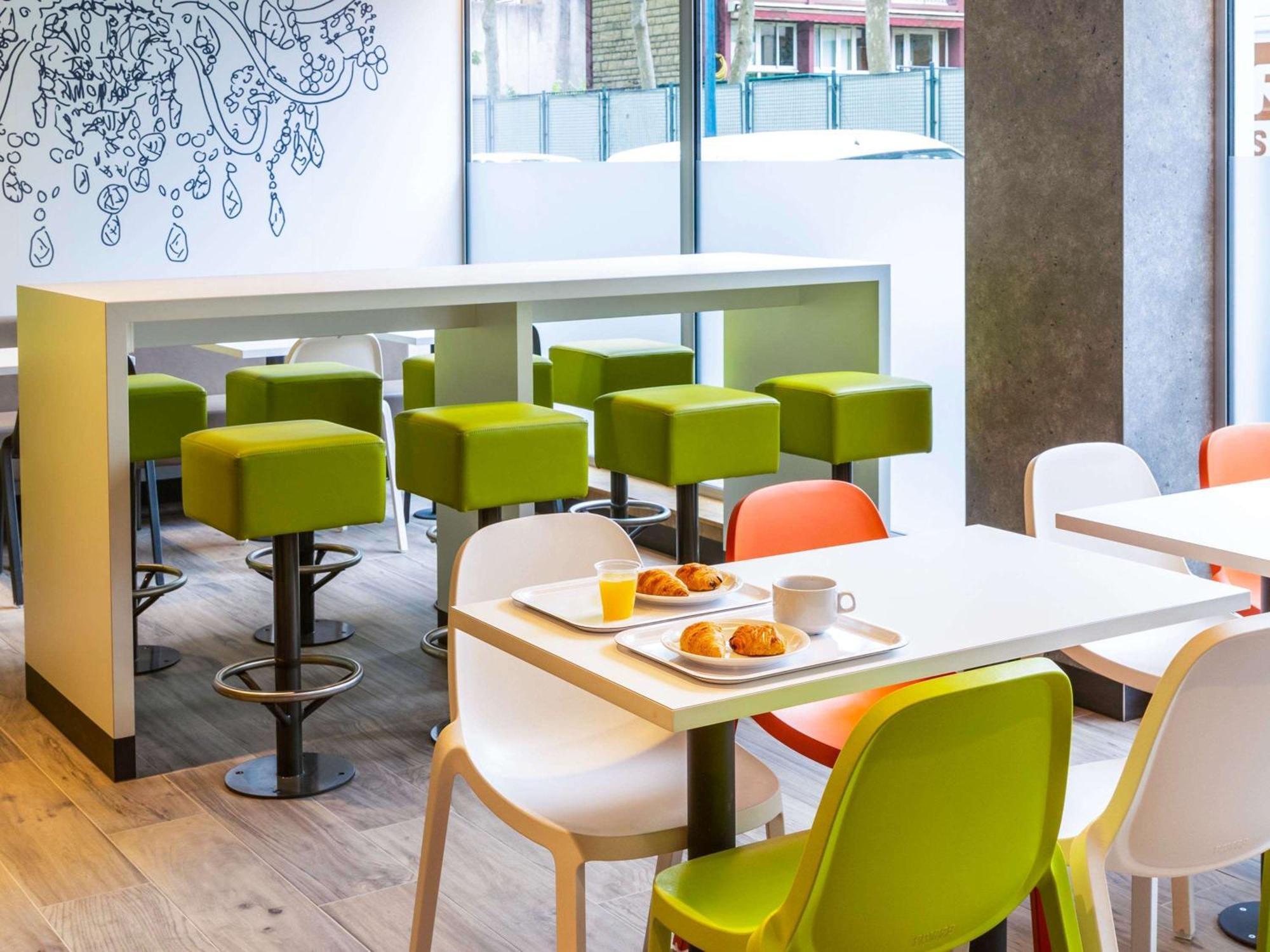 Ibis Budget Paris Clichy Mairie מראה חיצוני תמונה