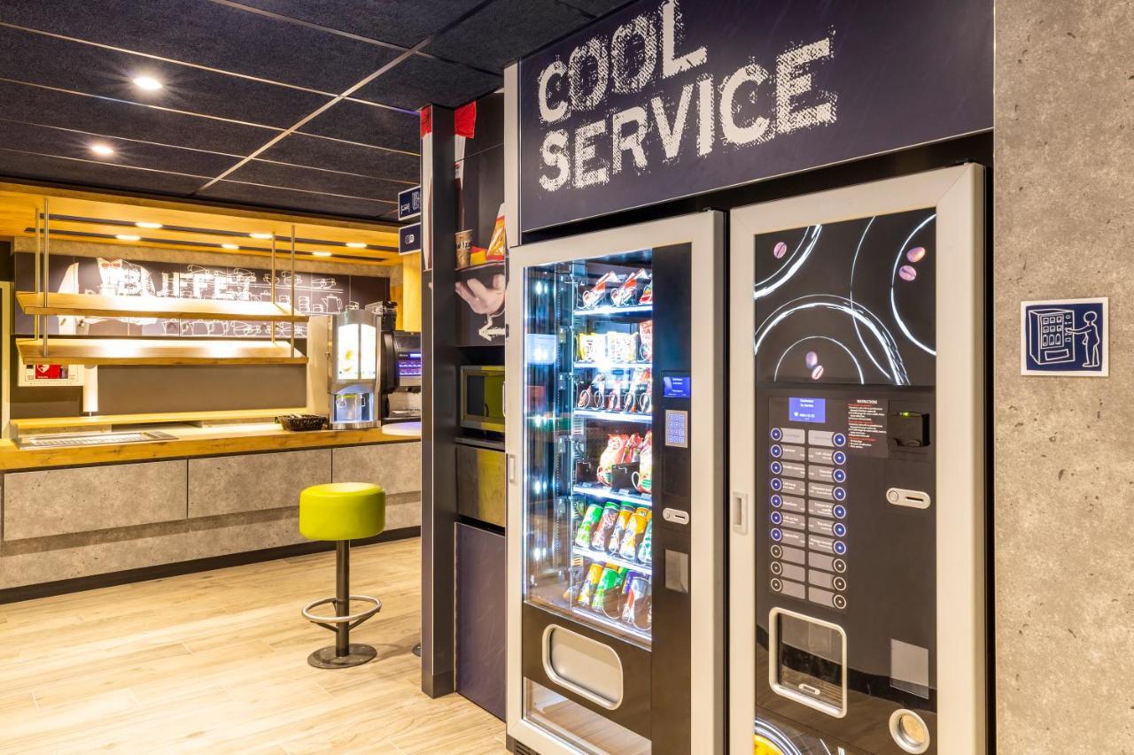 Ibis Budget Paris Clichy Mairie מראה חיצוני תמונה