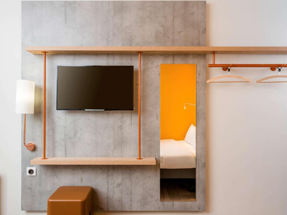 Ibis Budget Paris Clichy Mairie מראה חיצוני תמונה